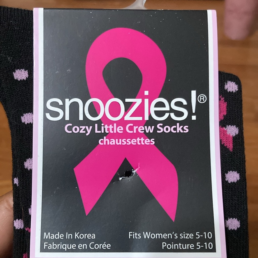 BREAST CANCER THERMAL TRAVEL MUG & SOCKS - Picture 10 of 11